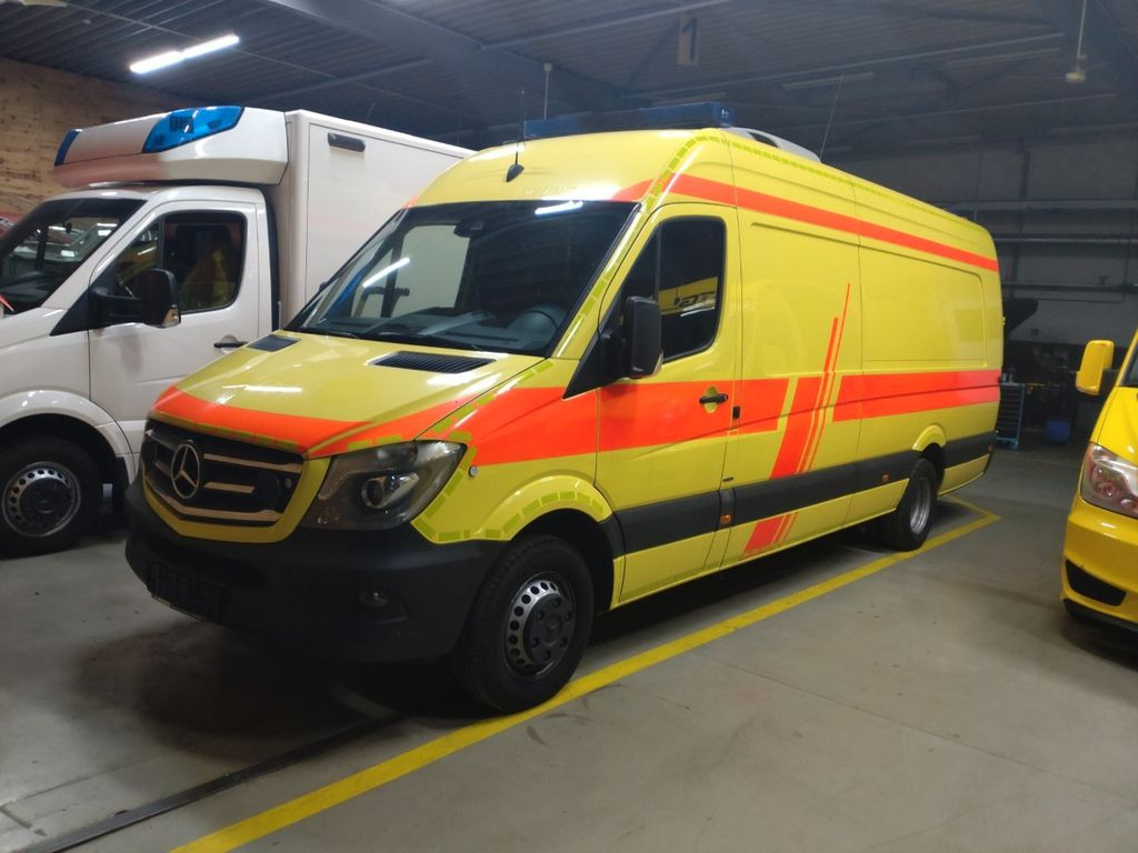Mercedes-Benz Sprinter ITW RTW 519  2x on Stock  - Ambulans: bild 3 Mercedes-Benz Sprinter ITW RTW 519  2x on Stock  - Ambulans: bild 3