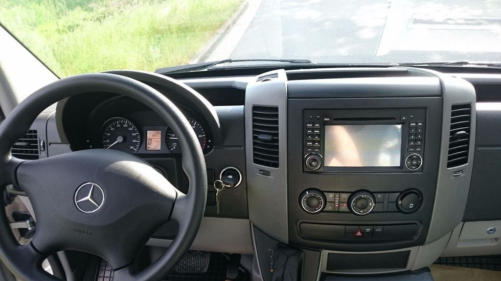 Ambulans Mercedes-Benz Tigis Mod 2016 wie neu: bild 9 Ambulans Mercedes-Benz Tigis Mod 2016 wie neu: bild 9