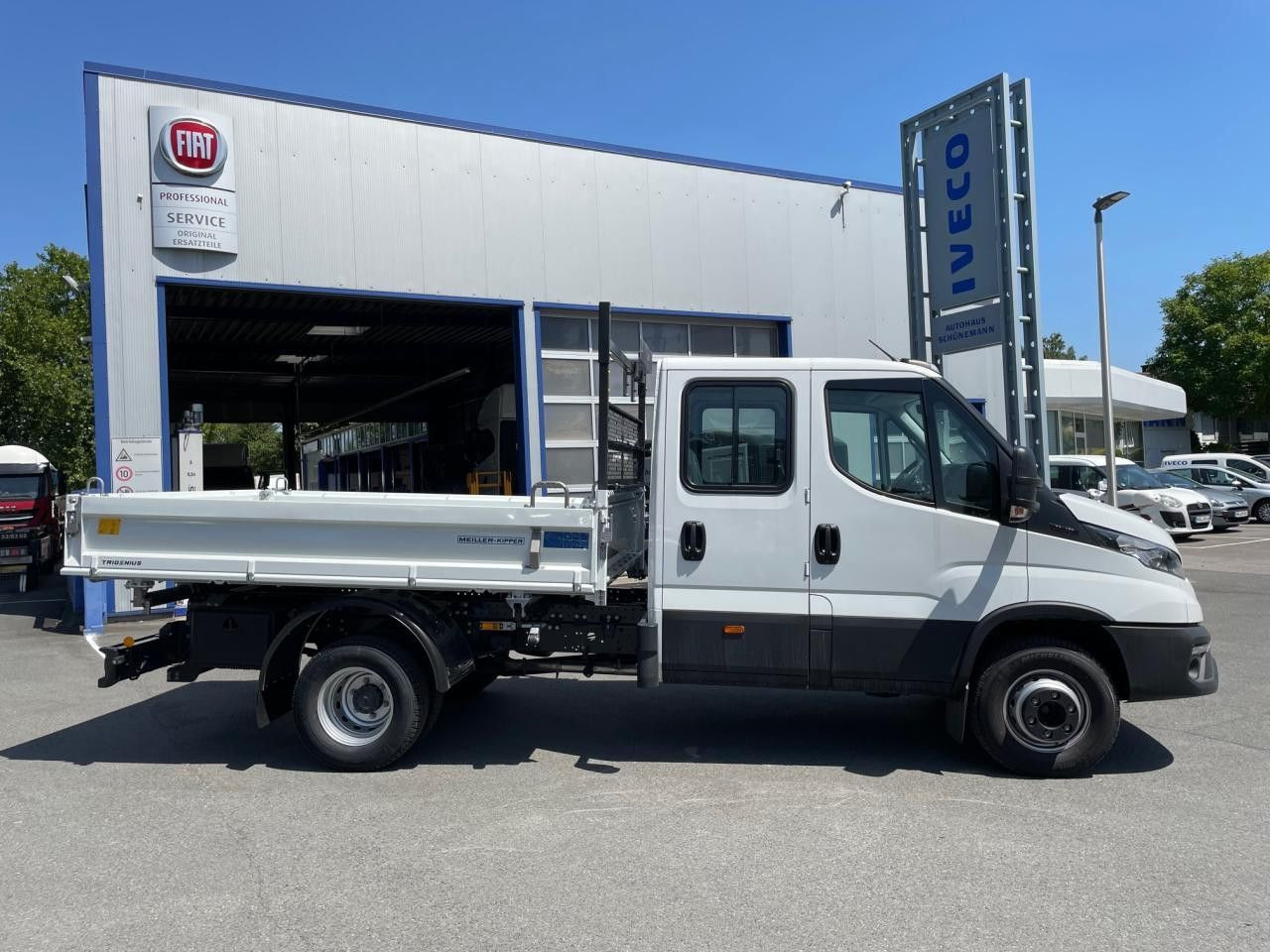 Iveco Daily 70C18H DK - Transportbil med tippflak: bild 3 Iveco Daily 70C18H DK - Transportbil med tippflak: bild 3