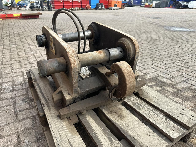 Beco CW 40 - Redskapsfäste: bild 5 Beco CW 40 - Redskapsfäste: bild 5