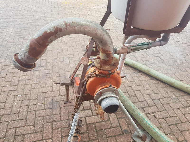 Landini waterpomp - Gebruikt - Vattenpump: bild 4 Landini waterpomp - Gebruikt - Vattenpump: bild 4