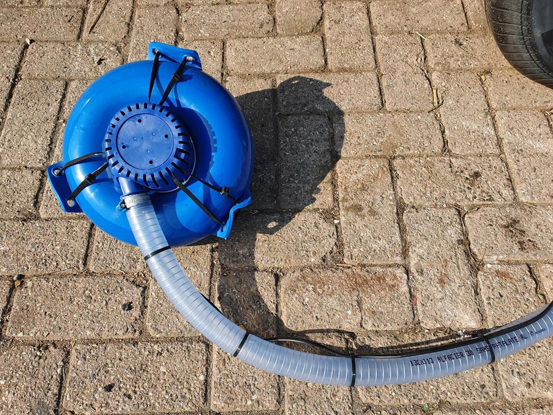 Zonnedrinkbak 900 L grootvee - Nieuw - Utrustning för uppfödnings: bild 4 Zonnedrinkbak 900 L grootvee - Nieuw - Utrustning för uppfödnings: bild 4