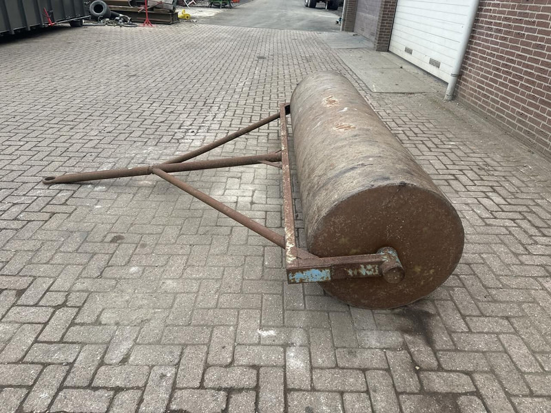 Landrol - Gebruikt - Jordbruks-vält: bild 4 Landrol - Gebruikt - Jordbruks-vält: bild 4