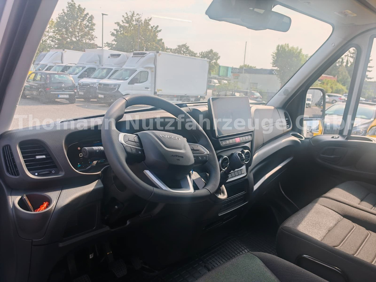 Iveco Daily 35S18 Koffer + LBW Navi/ACC Tempomat - Volymskåp: bild 5 Iveco Daily 35S18 Koffer + LBW Navi/ACC Tempomat - Volymskåp: bild 5