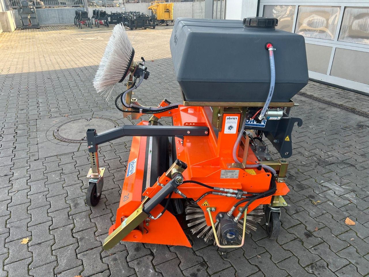 Bema 20 BK Kehrmaschine / Kramer 5040 / 2023 - Sopaggregat: bild 5 Bema 20 BK Kehrmaschine / Kramer 5040 / 2023 - Sopaggregat: bild 5