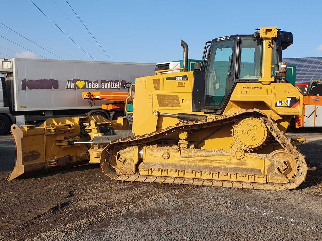 CAT D6N LGP / 7.374h / 6-Wege Klappschild / Bj: 2017 - Bulldozer: bild 3 CAT D6N LGP / 7.374h / 6-Wege Klappschild / Bj: 2017 - Bulldozer: bild 3