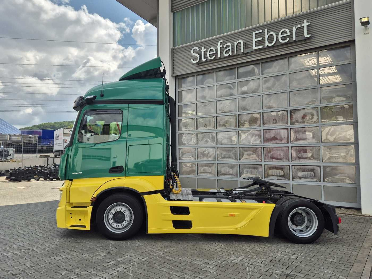 Mercedes-Benz Actros 1840 LSnRL Retarder Hubsattelplatte Xenon - Dragbil: bild 5 Mercedes-Benz Actros 1840 LSnRL Retarder Hubsattelplatte Xenon - Dragbil: bild 5