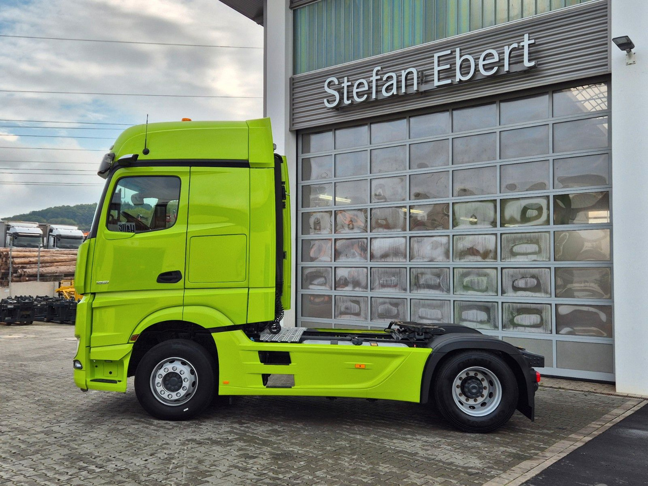 Mercedes-Benz Actros 1851 LS Öl-Retarder Standklima Mirror Big - Dragbil: bild 5 Mercedes-Benz Actros 1851 LS Öl-Retarder Standklima Mirror Big - Dragbil: bild 5