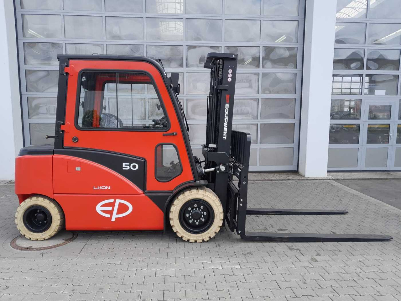 EP Equipment CPD50F8 / 5T / Triplex: 5,00m / ZVG - Eltruck: bild 5 EP Equipment CPD50F8 / 5T / Triplex: 5,00m / ZVG - Eltruck: bild 5