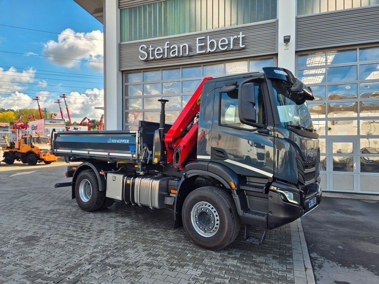 Iveco AD200X46/P HR OFF Palfinger PK 12.501 Funk AHK - Tippbil lastbil, Kranbil: bild 5 Iveco AD200X46/P HR OFF Palfinger PK 12.501 Funk AHK - Tippbil lastbil, Kranbil: bild 5