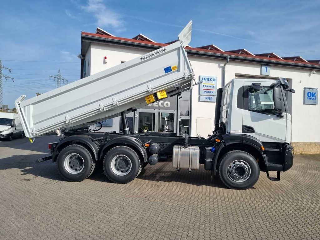 Iveco AD300X48Z HR OFF 6x4 Meiller-Kipper + Bordmatik Iveco AD300X48Z HR OFF 6x4 Meiller-Kipper + Bordmatik - Tippbil lastbil: bild 2 Iveco AD300X48Z HR OFF 6x4 Meiller-Kipper + Bordmatik Iveco AD300X48Z HR OFF 6x4 Meiller-Kipper + Bordmatik - Tippbil lastbil: bild 2