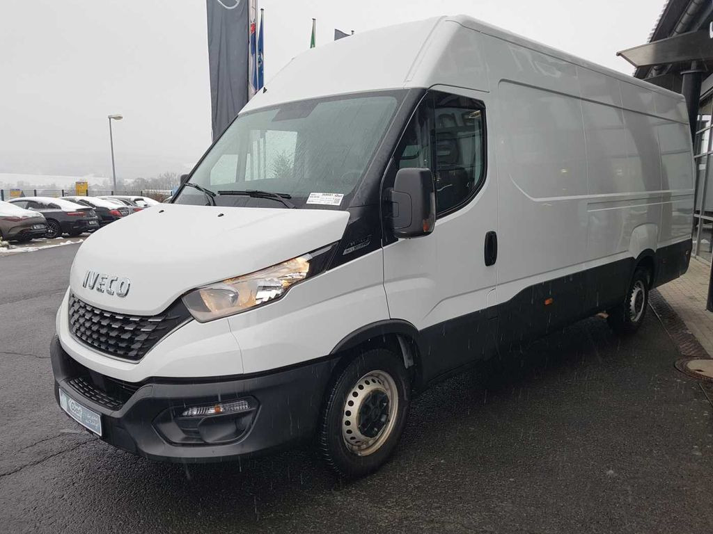 Iveco Daily 35 S16 A8 V *Klima*Automatik*L4.100mm* Iveco Daily 35 S16 A8 V *Klima*Automatik*L4.100mm* - Skåpbil: bild 3 Iveco Daily 35 S16 A8 V *Klima*Automatik*L4.100mm* Iveco Daily 35 S16 A8 V *Klima*Automatik*L4.100mm* - Skåpbil: bild 3