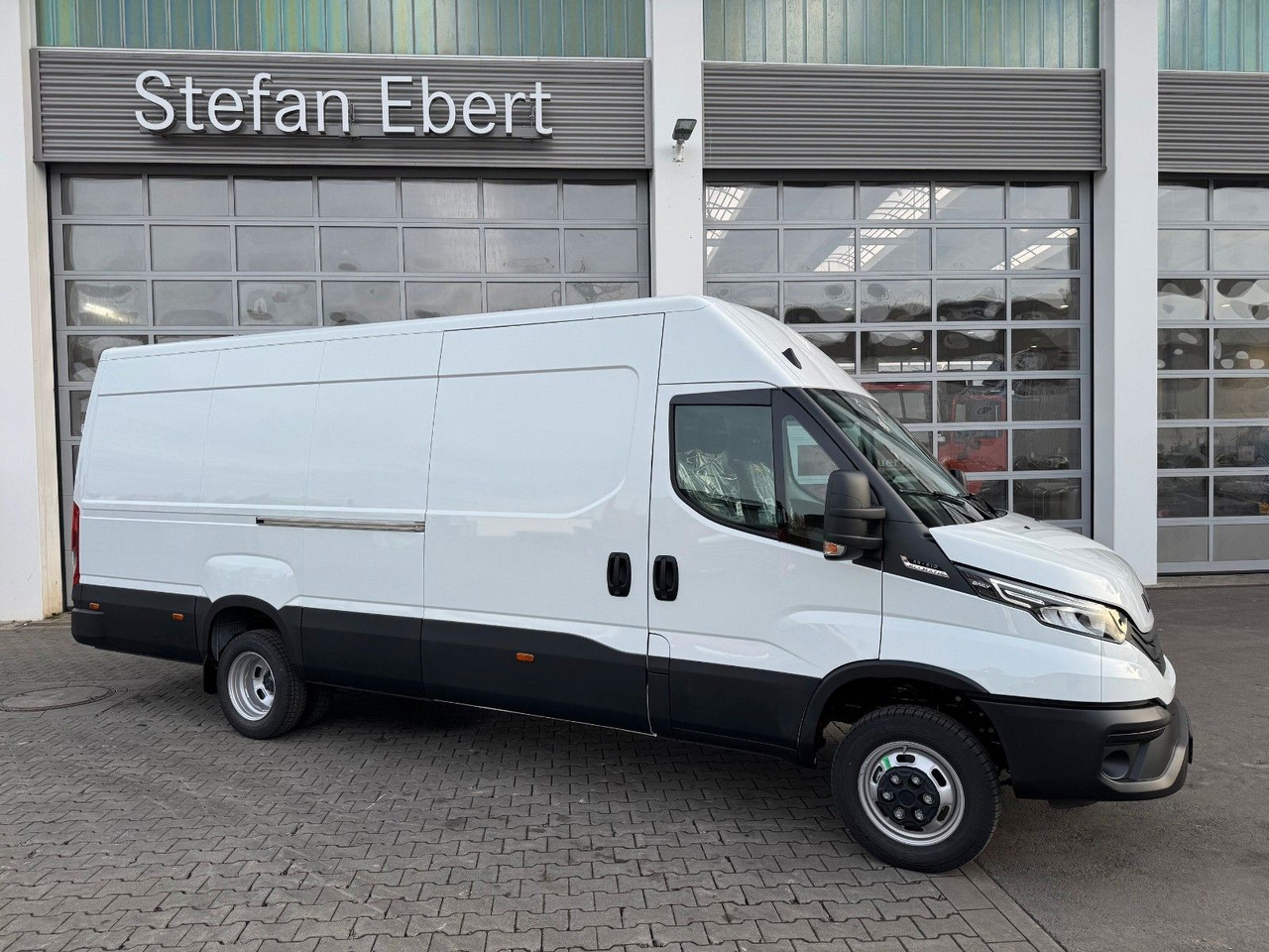 Iveco Daily 35C21 HA8 *R4.100mm*AHK*LED*Automatik* - Skåpbil: bild 2 Iveco Daily 35C21 HA8 *R4.100mm*AHK*LED*Automatik* - Skåpbil: bild 2