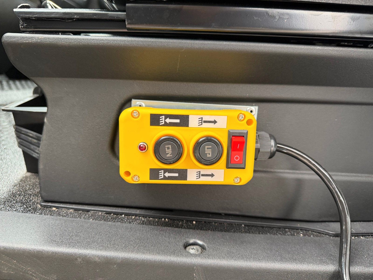 Transportbil med tippflak Iveco Daily 35S14 A8*R3.450mm*Automatik*Kamera*2Sitze*: bild 19 Transportbil med tippflak Iveco Daily 35S14 A8*R3.450mm*Automatik*Kamera*2Sitze*: bild 19