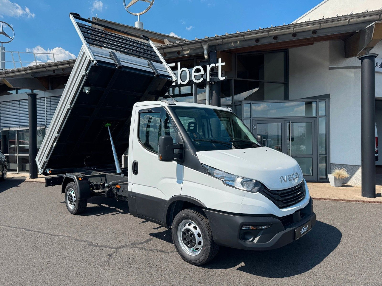 Iveco Daily 35S16 3.0L Kipper *R3.450mm*AHK*Automatik* - Transportbil med tippflak: bild 1 Iveco Daily 35S16 3.0L Kipper *R3.450mm*AHK*Automatik* - Transportbil med tippflak: bild 1