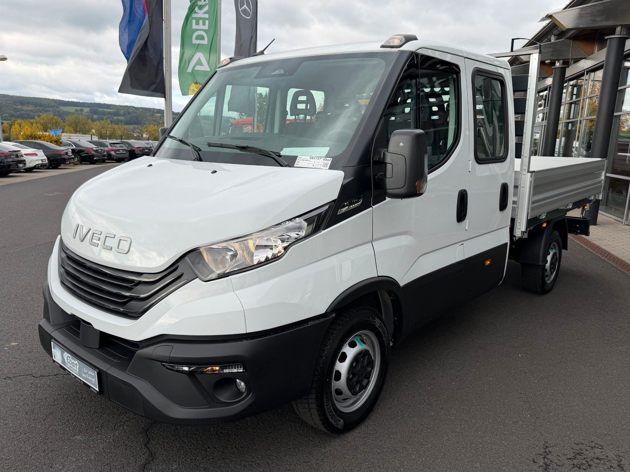 Iveco Daily 35S16 A8 *R.3450mm*Automatik*AHK*7-Sitze* - Transportbil med tippflak, Dubbelhytt transportbil: bild 3 Iveco Daily 35S16 A8 *R.3450mm*Automatik*AHK*7-Sitze* - Transportbil med tippflak, Dubbelhytt transportbil: bild 3