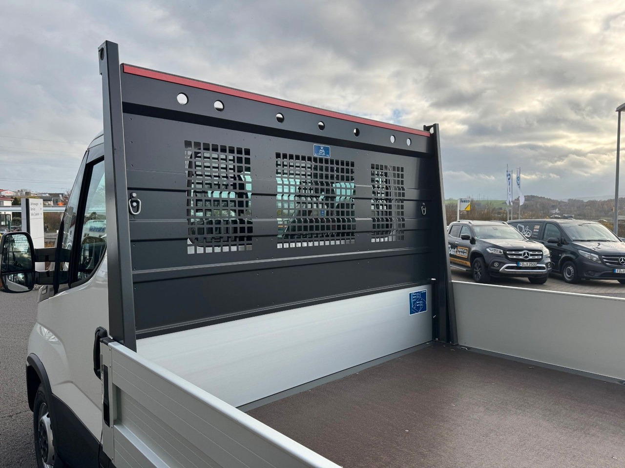 Iveco Daily 35S16 *R.3750mm*Automatik*AHK*Kamera* - Transportbil med flak: bild 5 Iveco Daily 35S16 *R.3750mm*Automatik*AHK*Kamera* - Transportbil med flak: bild 5