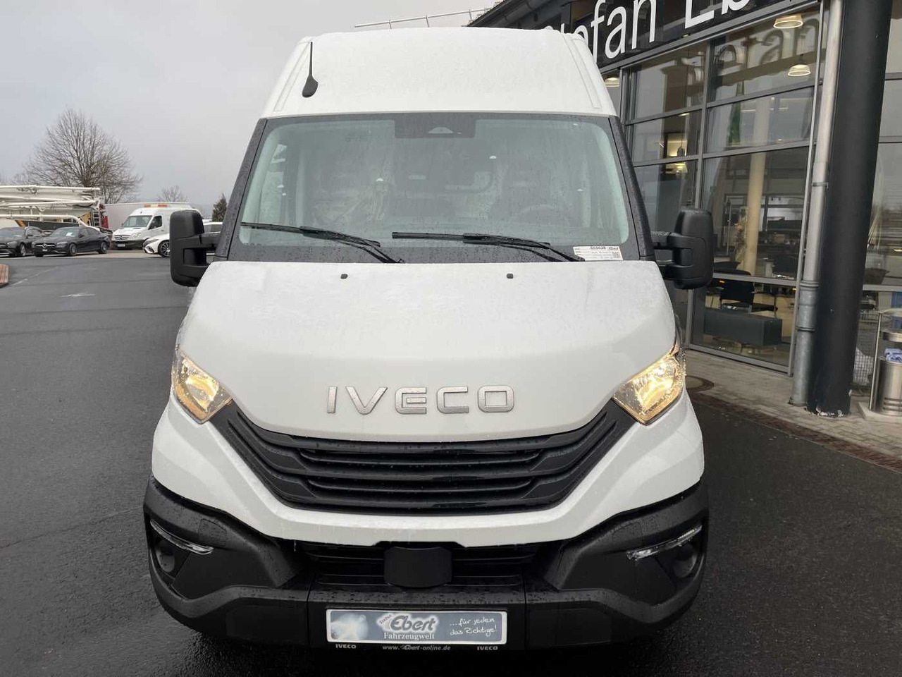 Iveco Daily 35S16V *Klima*R4.100mm* - Skåpbil: bild 2 Iveco Daily 35S16V *Klima*R4.100mm* - Skåpbil: bild 2