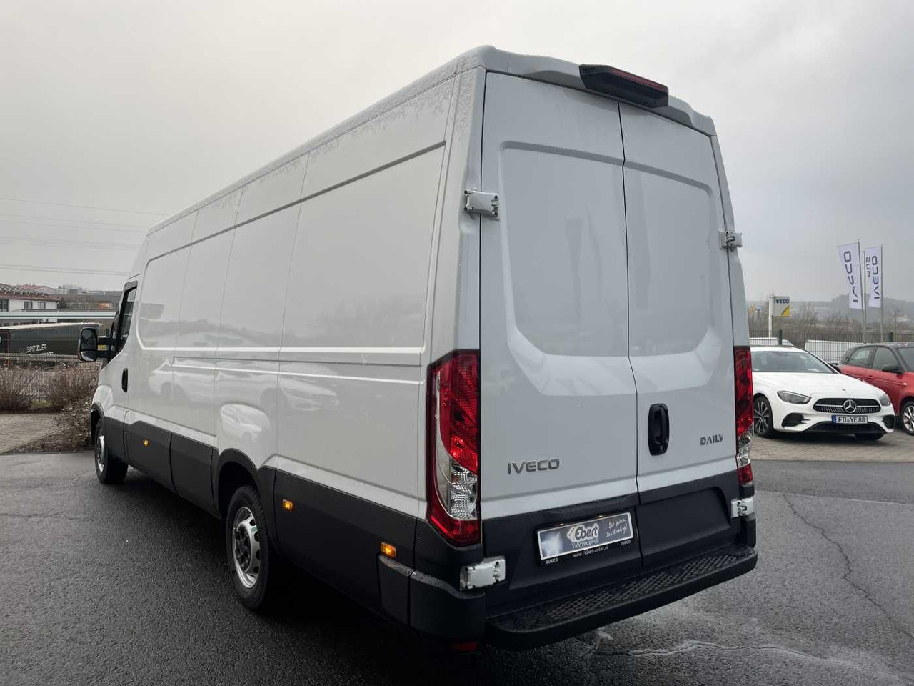 Iveco Daily 35S16V *Klima*R4.100mm* - Skåpbil: bild 4 Iveco Daily 35S16V *Klima*R4.100mm* - Skåpbil: bild 4