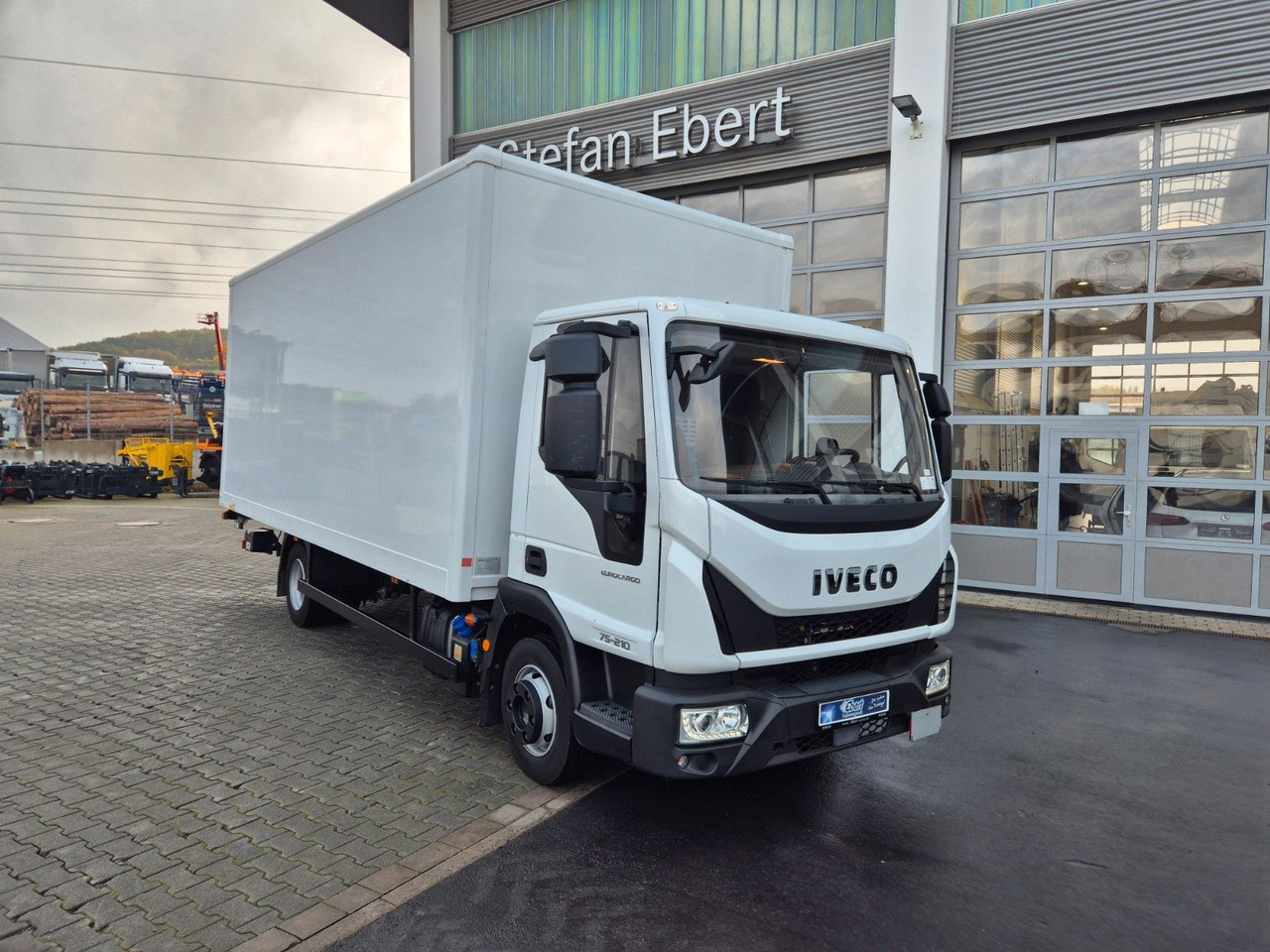 Iveco Eurocargo 75-210 Koffer LBW - Volymskåp: bild 3 Iveco Eurocargo 75-210 Koffer LBW - Volymskåp: bild 3