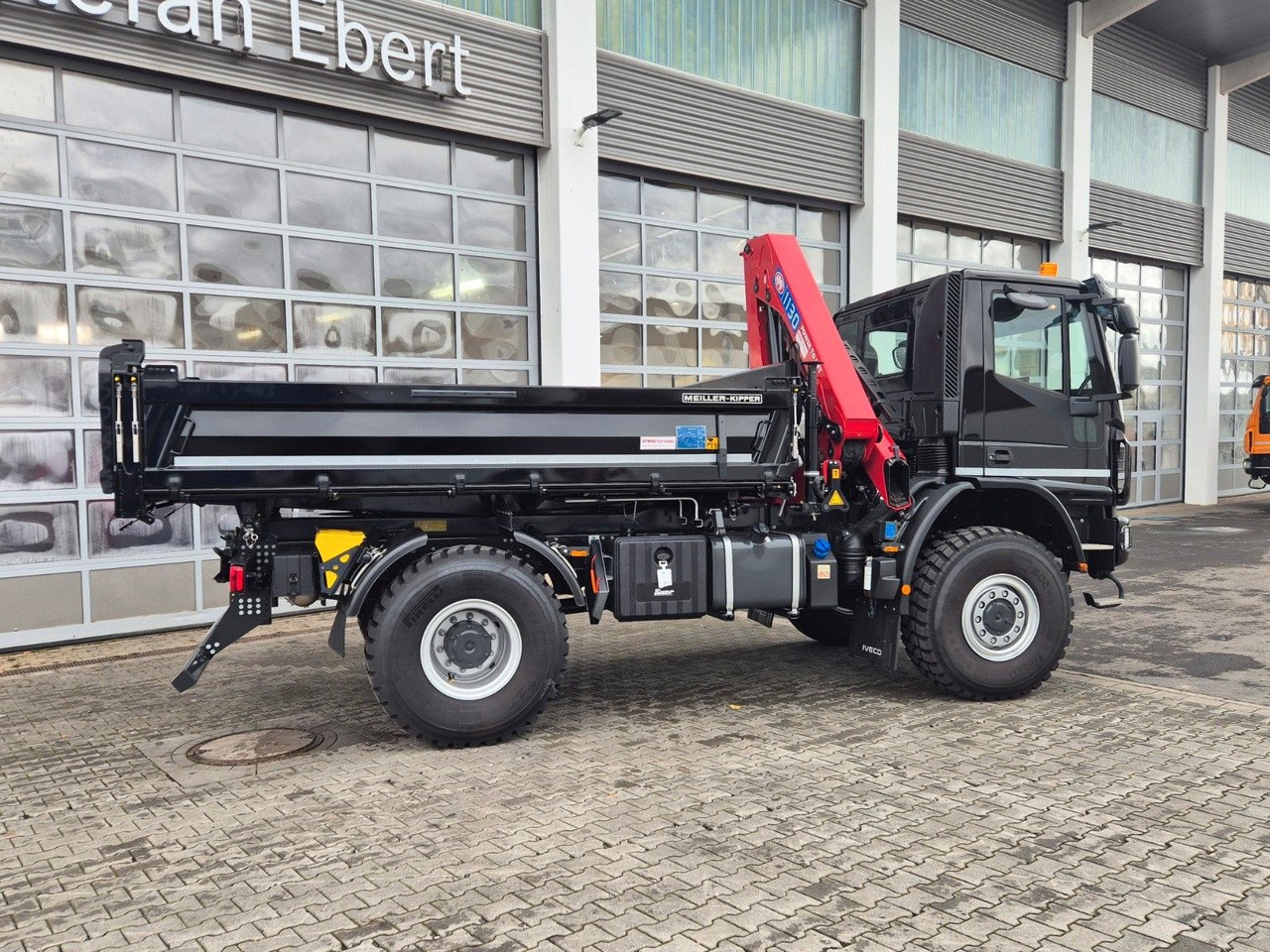 Tippbil lastbil, Kranbil Iveco Eurocargo ML150E32WS 4x4 Kran HMF 1130K Funk AHK: bild 40