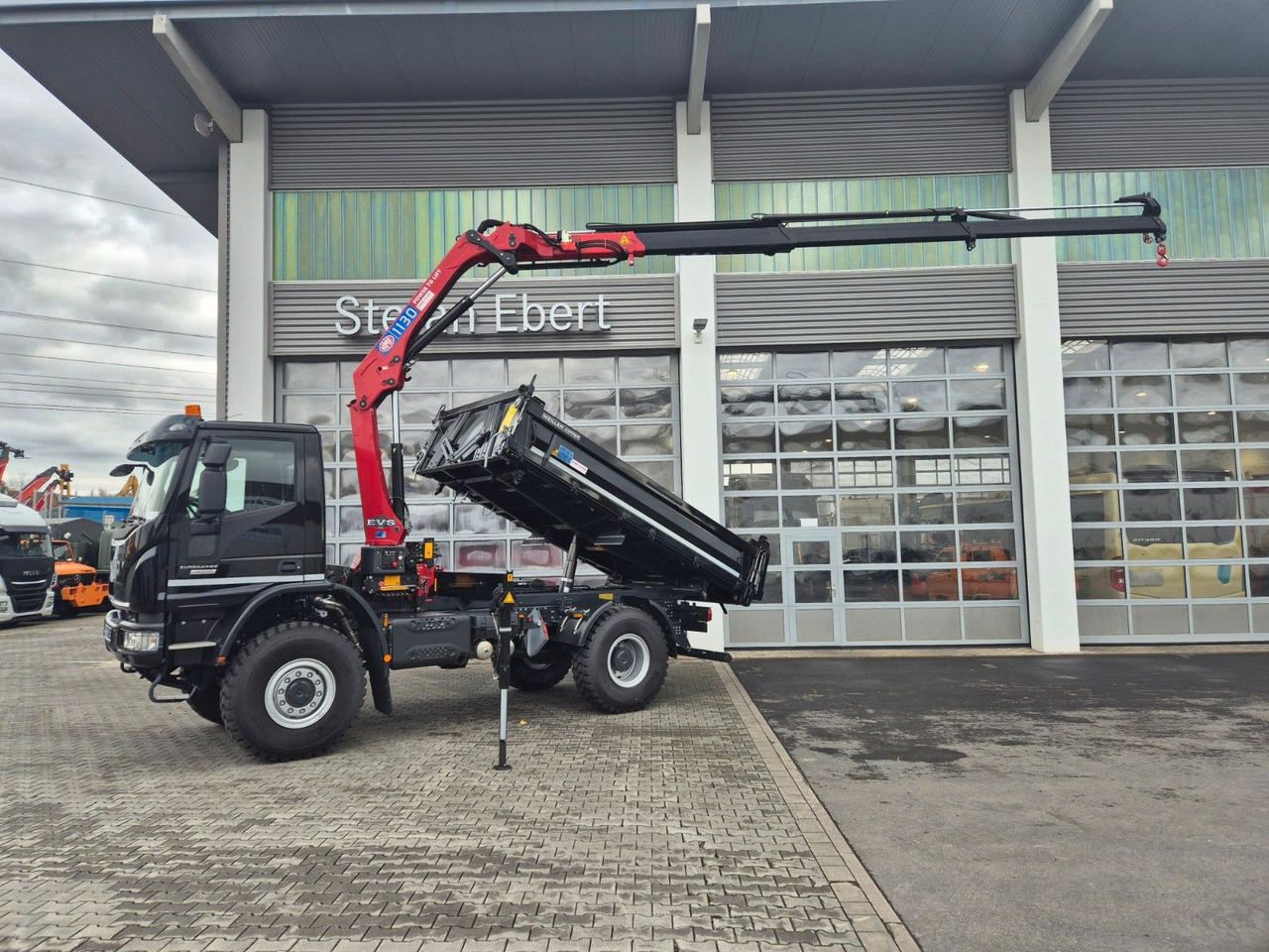 Tippbil lastbil, Kranbil Iveco Eurocargo ML150E32WS 4x4 Kran HMF 1130K Funk AHK: bild 7