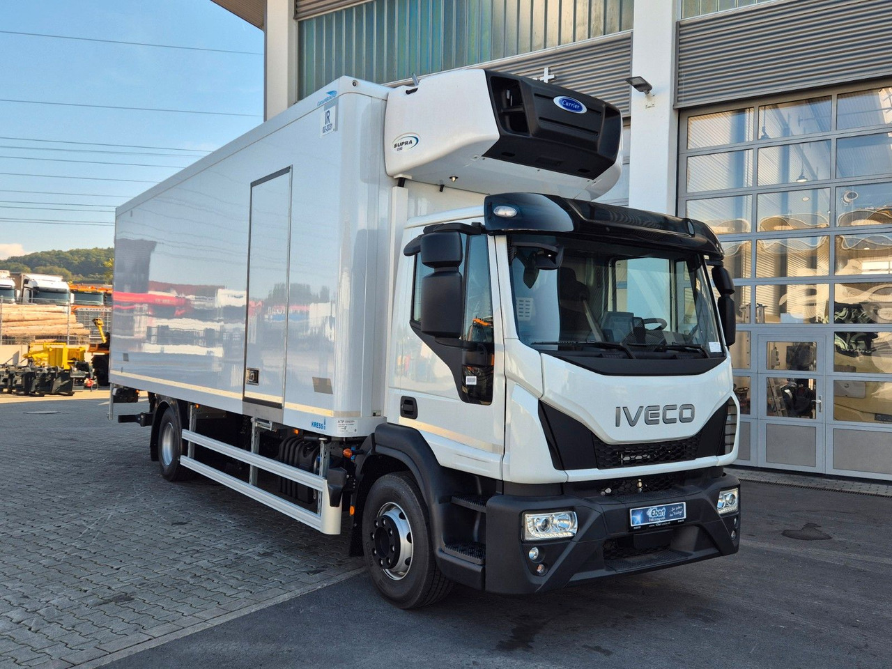 Iveco Eurocargo ML160E28/P Carrier Supra 1250 LBW Tür - Kylbil lastbil: bild 2 Iveco Eurocargo ML160E28/P Carrier Supra 1250 LBW Tür - Kylbil lastbil: bild 2