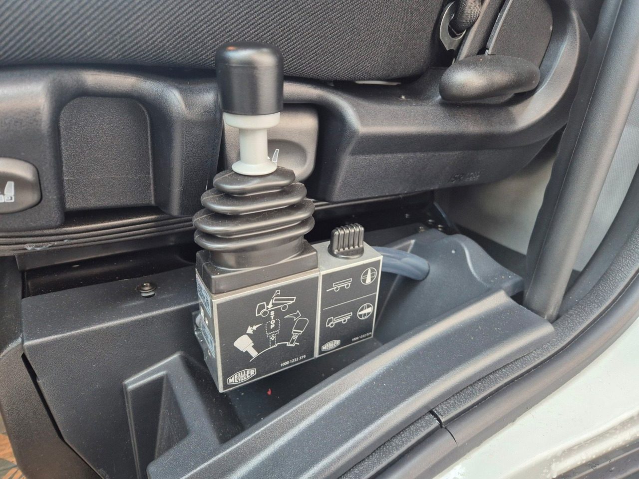 Transportbil med tippflak Iveco Eurocargo ML80E21 Meiller 2x AHK 3 Sitze Klima: bild 19 Transportbil med tippflak Iveco Eurocargo ML80E21 Meiller 2x AHK 3 Sitze Klima: bild 19