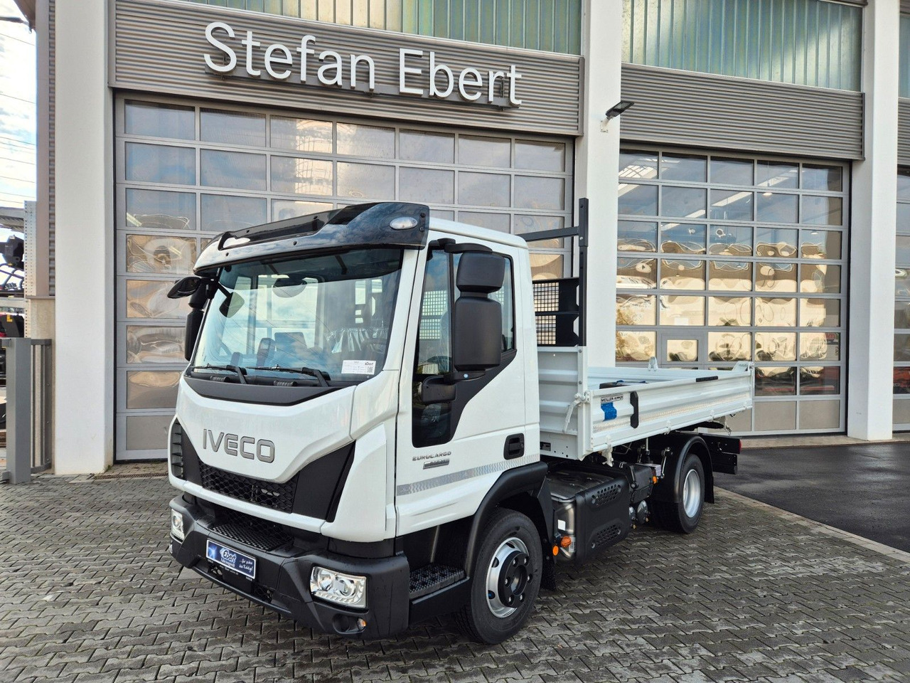 Iveco Eurocargo ML80E21 Meiller 2x AHK 3 Sitze Klima - Transportbil med tippflak: bild 2 Iveco Eurocargo ML80E21 Meiller 2x AHK 3 Sitze Klima - Transportbil med tippflak: bild 2
