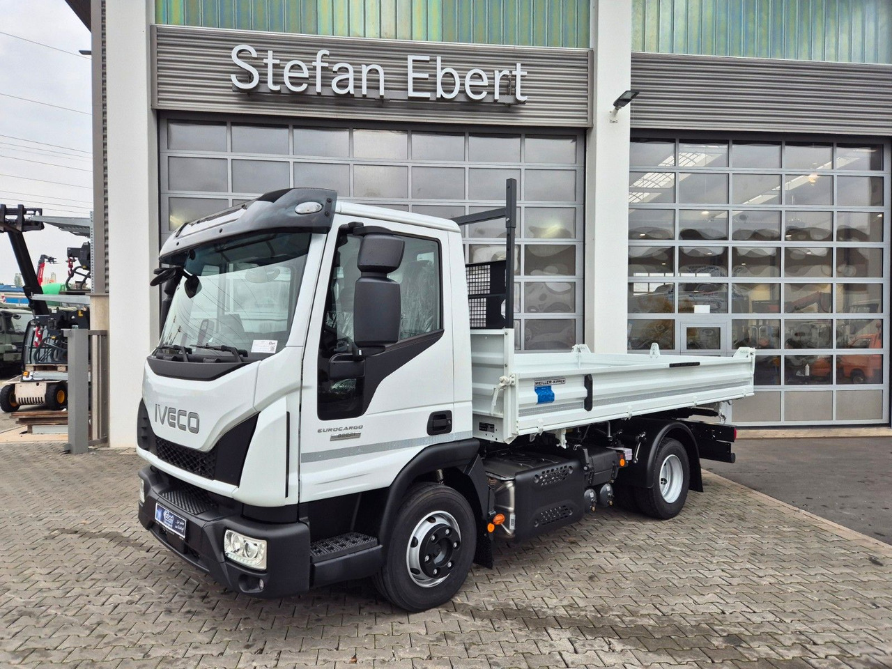Iveco Eurocargo ML80E21 Meiller Kipper 2x AHK 3 Sitze - Transportbil med tippflak: bild 4 Iveco Eurocargo ML80E21 Meiller Kipper 2x AHK 3 Sitze - Transportbil med tippflak: bild 4