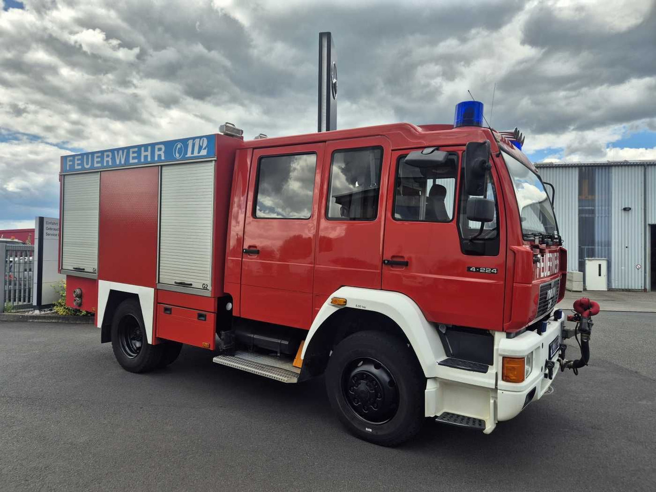 MAN 14.224 4x4 TLF 16/29 Tanklöschfahrzeug Feuerwehr - Lastbil: bild 4 MAN 14.224 4x4 TLF 16/29 Tanklöschfahrzeug Feuerwehr - Lastbil: bild 4