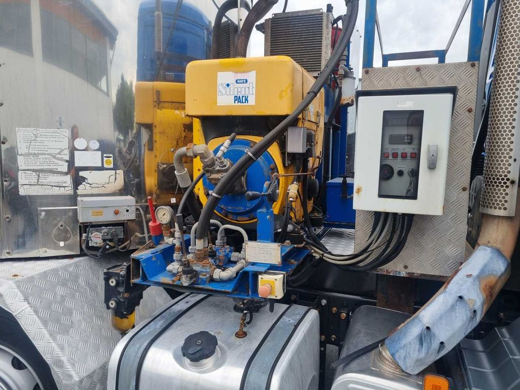 Lastbil MAN TGA 26.400 6x2/4 Asphaltkocher GTK MAN TGA 26.400 6x2/4 Asphaltkocher GTK: bild 10