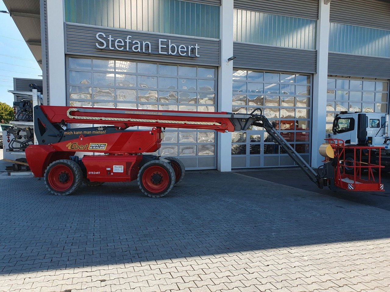 Magni DTB 24 RT 4x4 / 24,8m / 454kg / nur 1.250h - Billift: bild 2 Magni DTB 24 RT 4x4 / 24,8m / 454kg / nur 1.250h - Billift: bild 2