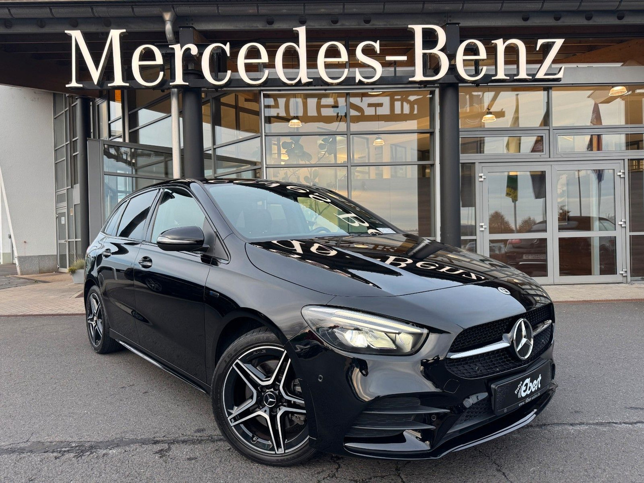 Mercedes-Benz B 250e Edition2020+AMG+Ambiente+Night+LED - Sedan: bild 1 Mercedes-Benz B 250e Edition2020+AMG+Ambiente+Night+LED - Sedan: bild 1