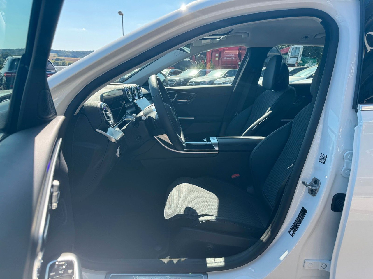 Kombi Mercedes-Benz C 180 T Avantgarde+AHK+Memory+Ambiente+TotW: bild 11 Kombi Mercedes-Benz C 180 T Avantgarde+AHK+Memory+Ambiente+TotW: bild 11