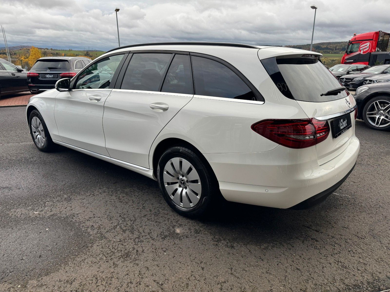 Mercedes-Benz C 180d T LED+RKamera+SHZ+DAB - Kombi: bild 3 Mercedes-Benz C 180d T LED+RKamera+SHZ+DAB - Kombi: bild 3