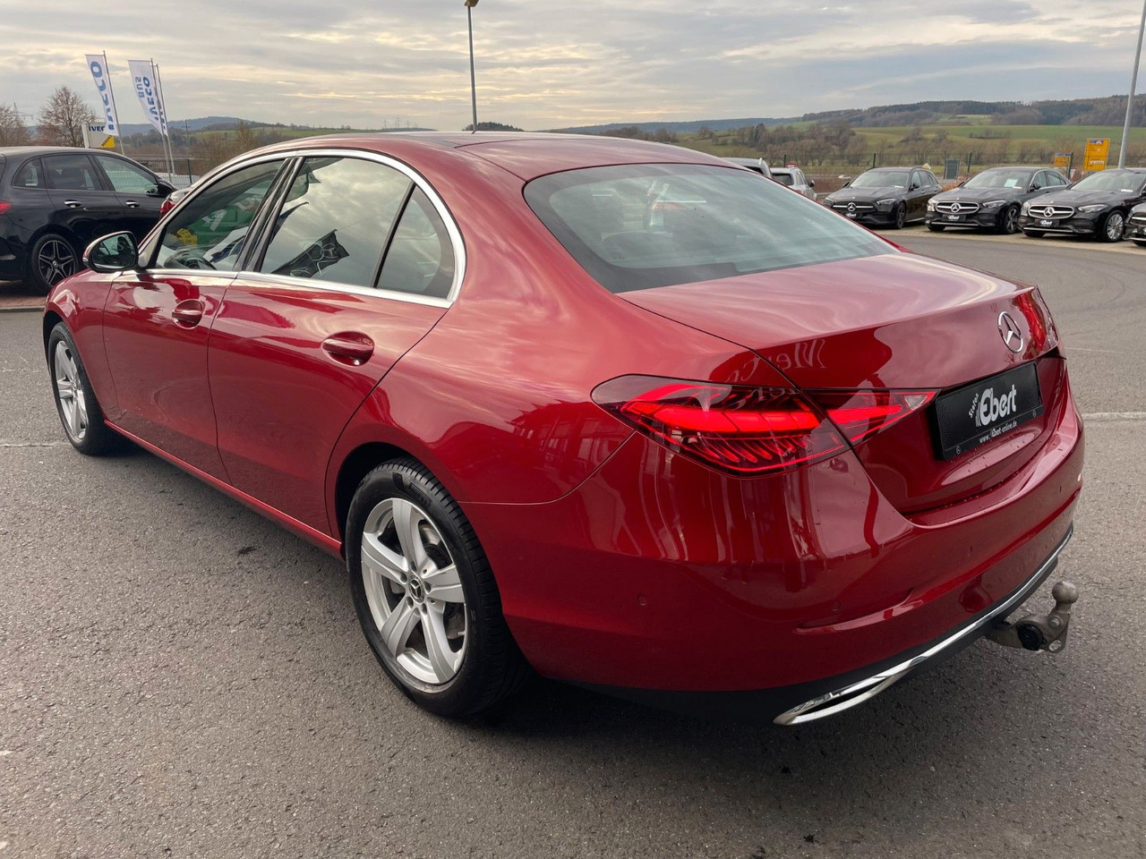 Mercedes-Benz C 220 d AVANTGARDE AHK+HUD+DISTR+R-Kamera+Carpla - Sedan: bild 3 Mercedes-Benz C 220 d AVANTGARDE AHK+HUD+DISTR+R-Kamera+Carpla - Sedan: bild 3