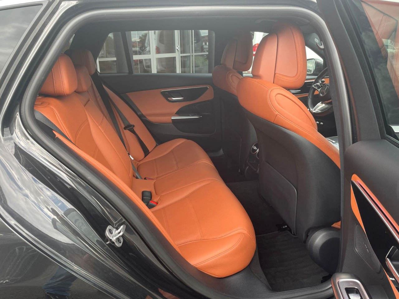 Mercedes-Benz C 300 e T AVANTGARDE R-Kamera+TOTW+Carplay - Kombi: bild 3 Mercedes-Benz C 300 e T AVANTGARDE R-Kamera+TOTW+Carplay - Kombi: bild 3