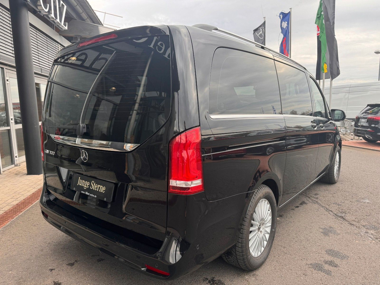 Mercedes-Benz EQV 300 AVANTGARDE 360Kamera DISTRONIC Leder - Persontransport, El transportbil: bild 4 Mercedes-Benz EQV 300 AVANTGARDE 360Kamera DISTRONIC Leder - Persontransport, El transportbil: bild 4