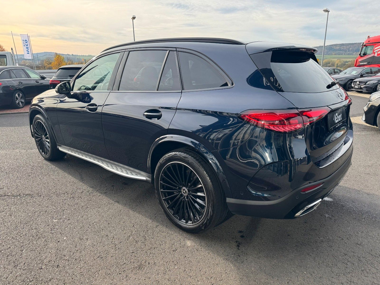 Mercedes-Benz GLC 300 4M+AMG+Pano+Burm+360+Memory - SUV: bild 3 Mercedes-Benz GLC 300 4M+AMG+Pano+Burm+360+Memory - SUV: bild 3