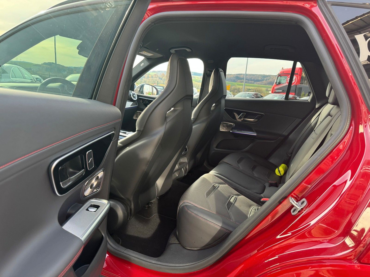 Leasa  Mercedes-Benz GLC 63 AMG E Carbon+Burm3D+DriversP+Memory Mercedes-Benz GLC 63 AMG E Carbon+Burm3D+DriversP+Memory: bild 11