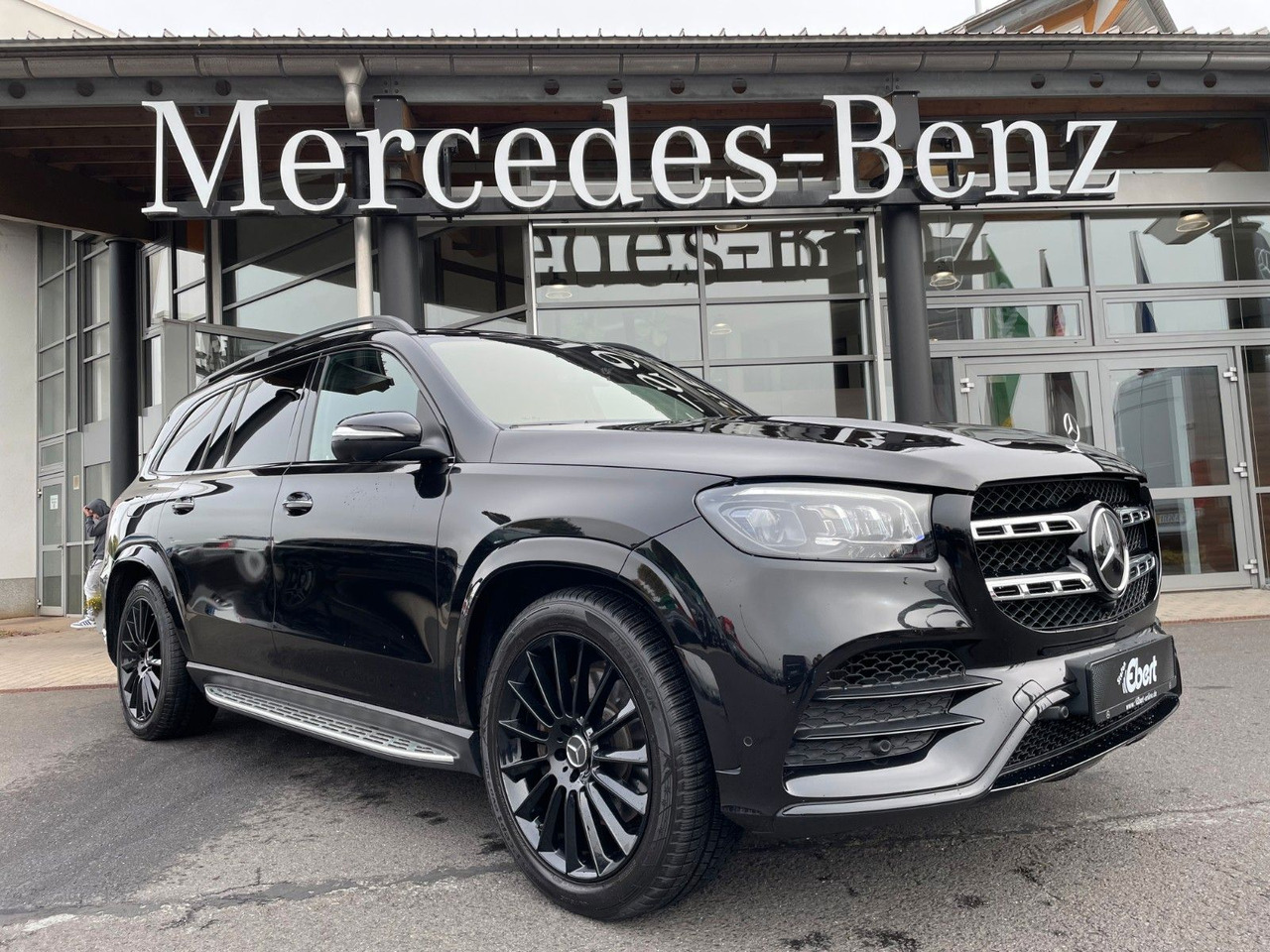 Mercedes-Benz GLS 580 4M AMG Pano+AHK+Burm+7Sitz+HUD+Fond+VOLL - SUV: bild 1 Mercedes-Benz GLS 580 4M AMG Pano+AHK+Burm+7Sitz+HUD+Fond+VOLL - SUV: bild 1