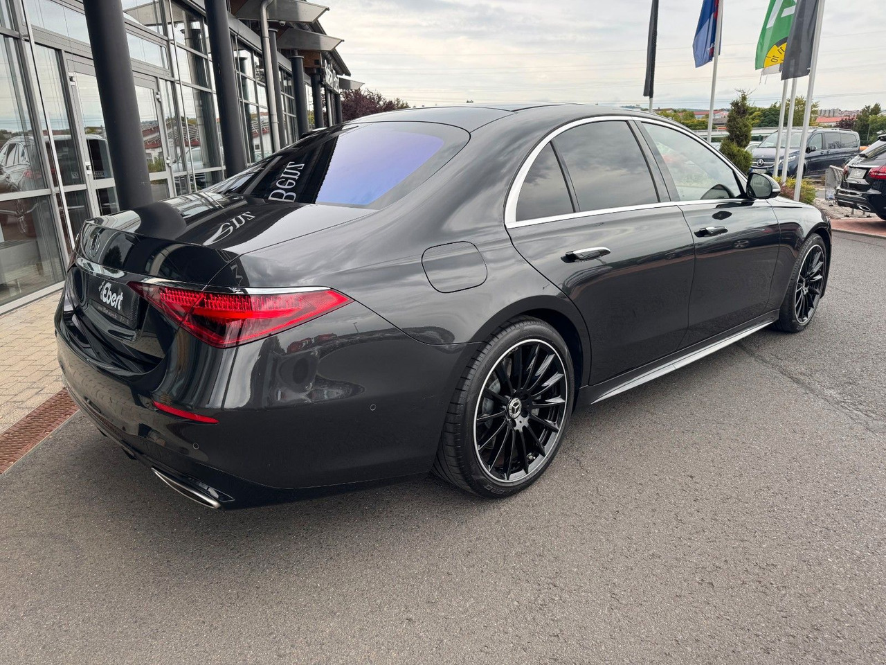 Mercedes-Benz S 580e AMG+Pano+Digital+Burm+3D+AirM+HUD+360+ - Sedan: bild 4 Mercedes-Benz S 580e AMG+Pano+Digital+Burm+3D+AirM+HUD+360+ - Sedan: bild 4