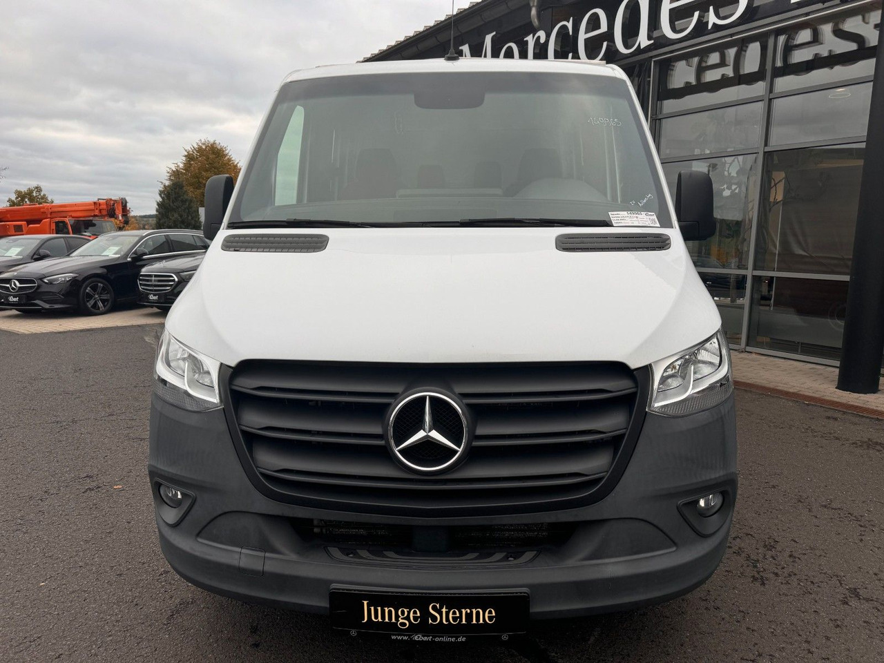 Mercedes-Benz Sprinter 215 CDI DoKa 9G Klima AHK SHZ - Transportbil med flak, Dubbelhytt transportbil: bild 2 Mercedes-Benz Sprinter 215 CDI DoKa 9G Klima AHK SHZ - Transportbil med flak, Dubbelhytt transportbil: bild 2