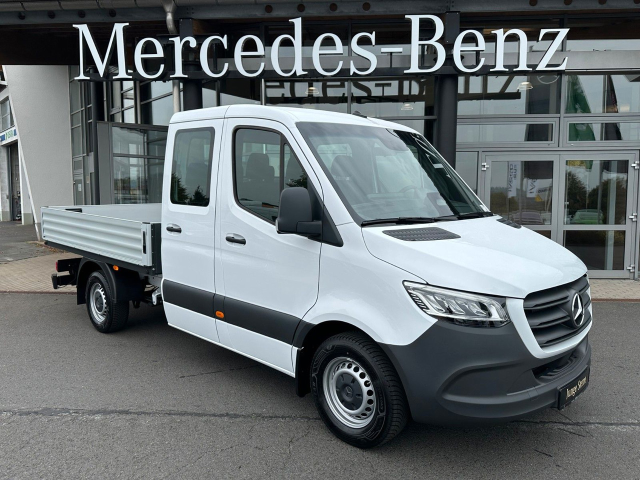 Mercedes-Benz Sprinter 317 CDI 3665 9G DoKa AHK Klima - Transportbil med flak, Dubbelhytt transportbil: bild 1 Mercedes-Benz Sprinter 317 CDI 3665 9G DoKa AHK Klima - Transportbil med flak, Dubbelhytt transportbil: bild 1