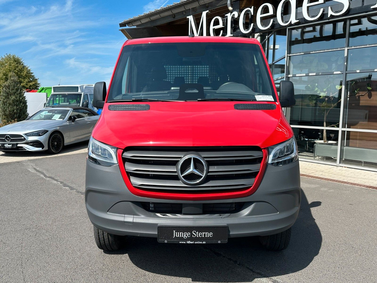 Mercedes-Benz Sprinter 319 CDI 4x4 DoKa Klima AHK3,5to - Transportbil med kapell, Dubbelhytt transportbil: bild 2 Mercedes-Benz Sprinter 319 CDI 4x4 DoKa Klima AHK3,5to - Transportbil med kapell, Dubbelhytt transportbil: bild 2