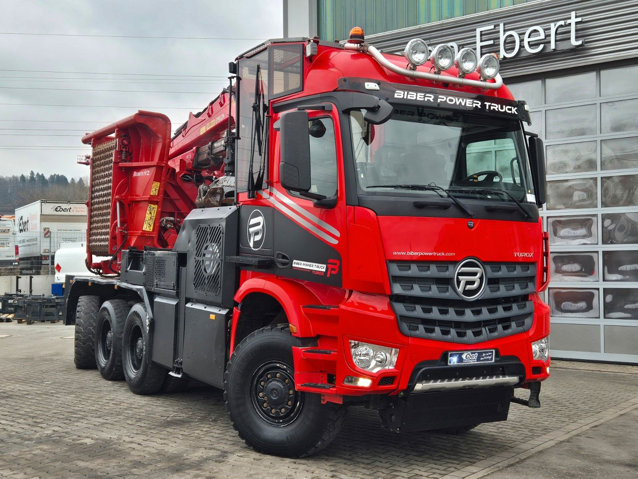 Mercedes-Benz TUROX 8x8 Eschlböck Biber 92 Holzhacker / 1.512h - Kranbil: bild 3 Mercedes-Benz TUROX 8x8 Eschlböck Biber 92 Holzhacker / 1.512h - Kranbil: bild 3