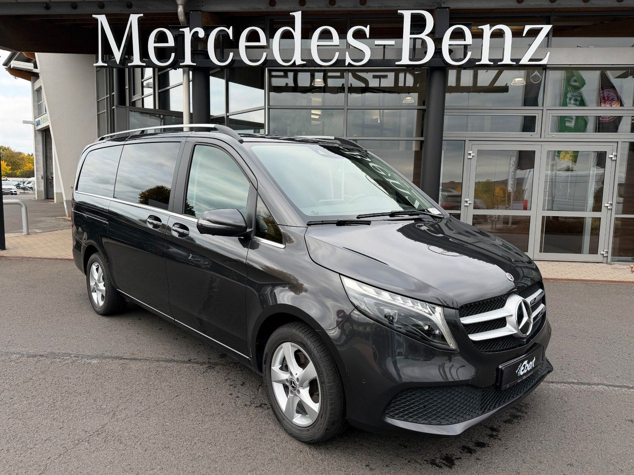Mercedes-Benz V 250 AVANTGARDE ED AHK Tisch 6Sitze - Kombi: bild 1 Mercedes-Benz V 250 AVANTGARDE ED AHK Tisch 6Sitze - Kombi: bild 1