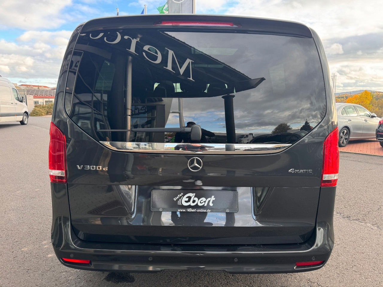 Mercedes-Benz V 300 d 4MATIC AVA ED AMG DISTR Stdh AHK2,5 PANO - Kombi: bild 5 Mercedes-Benz V 300 d 4MATIC AVA ED AMG DISTR Stdh AHK2,5 PANO - Kombi: bild 5