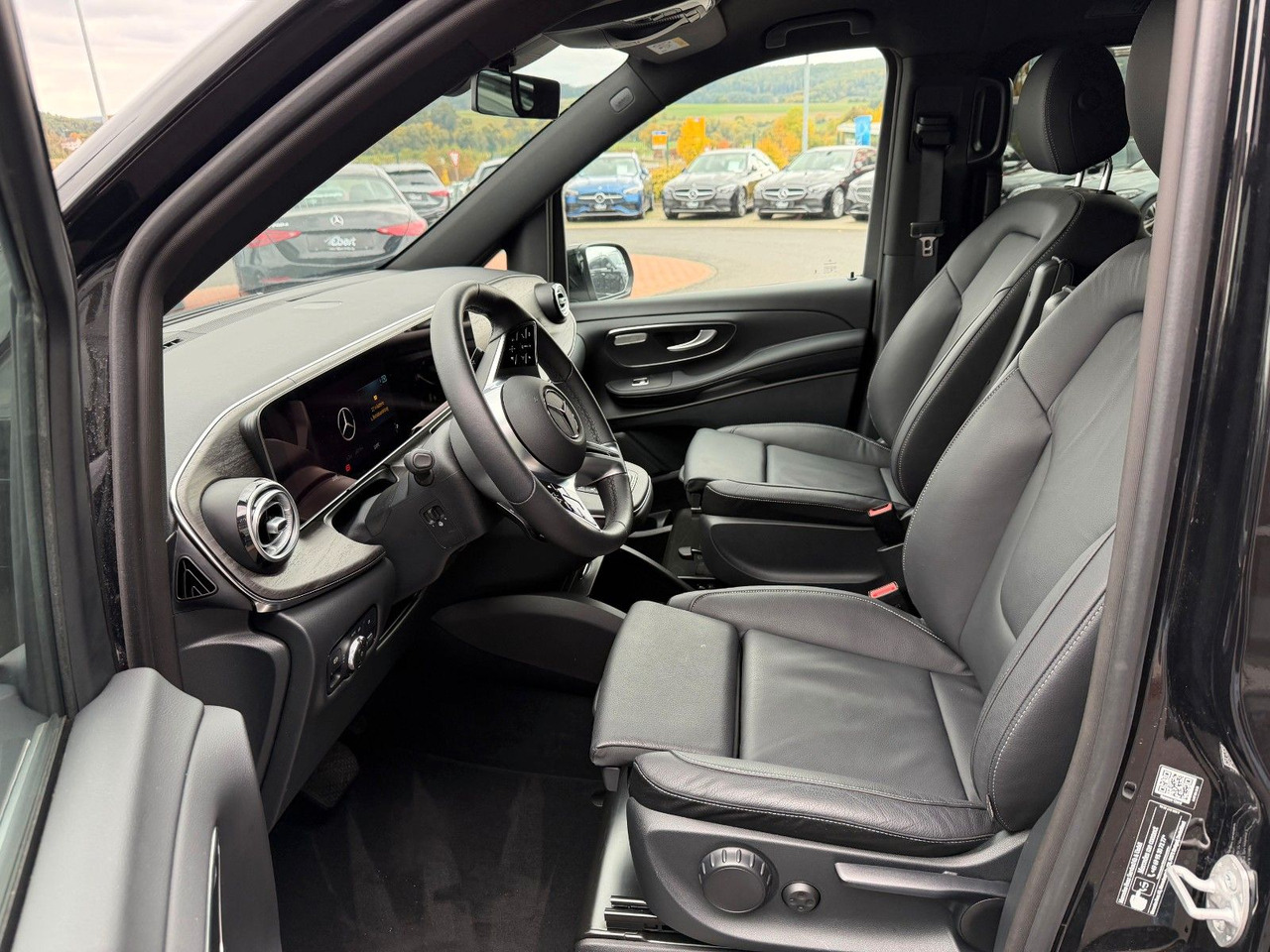 Persontransport Mercedes-Benz V 300 d AVANTGARDE Extralang 360Kamera Standh: bild 11 Persontransport Mercedes-Benz V 300 d AVANTGARDE Extralang 360Kamera Standh: bild 11